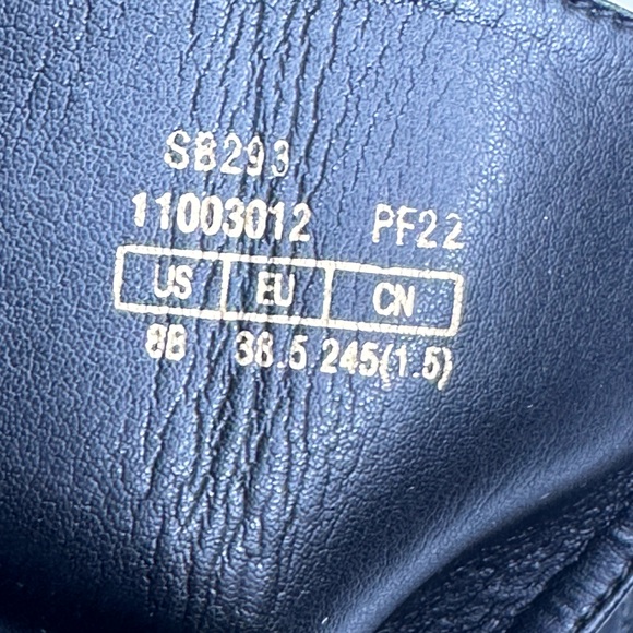 NWOB Stuart Weitzman Black Leather Lodge Zip Ankle Black Boots, Size 8 - Picture 7 of 8